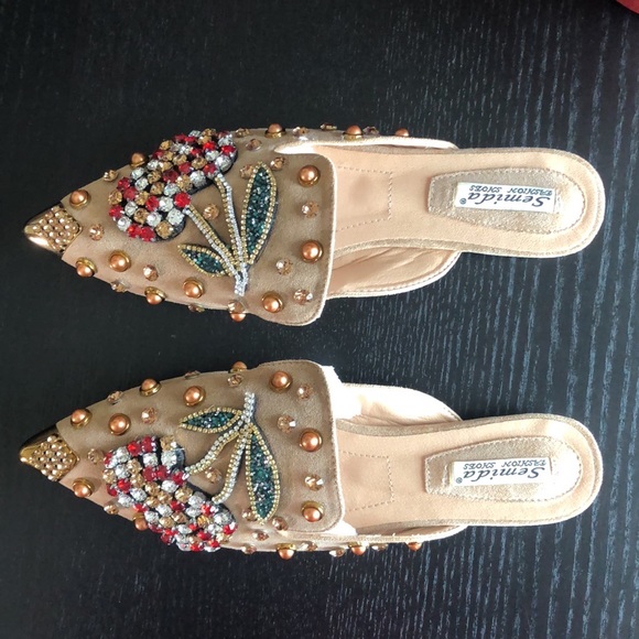 Cherry Rhinestone Khaki Metal Pointed Closed Toe Loafers - Picture 12 of 17